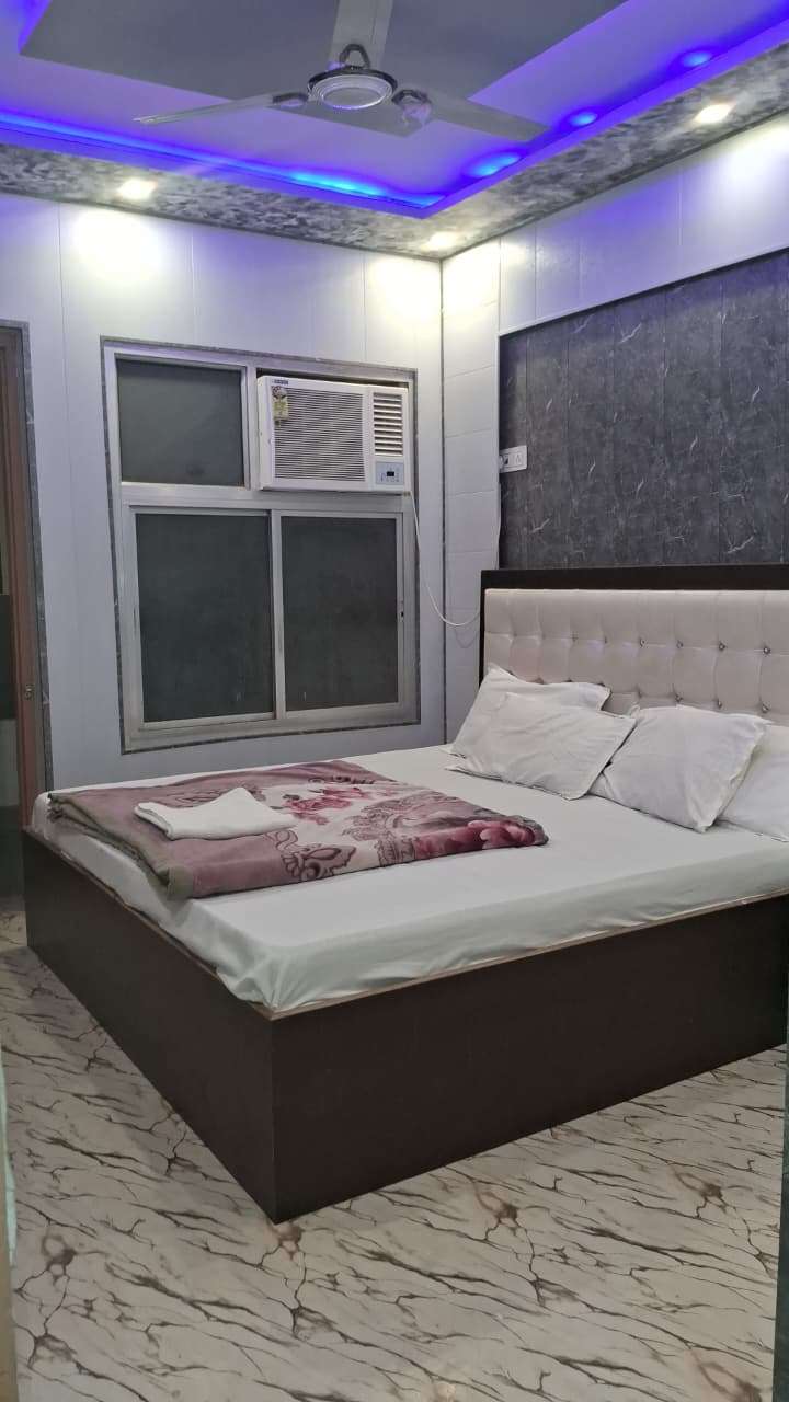 201,A.C with balcony Double bed occupancy || Safar Sarthi